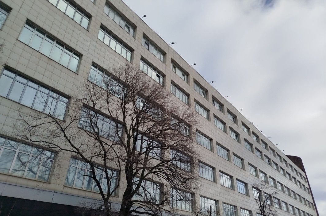 фасад дома, здание по адресу г Москва, ул Новохохловская, д 23 стр 1 